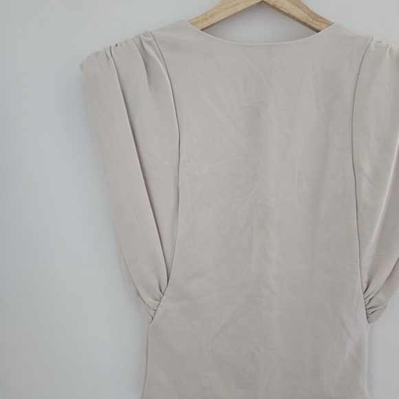 Express Shoulder Padded Bodysuit with Plunging Low Sides - Picture 6 of 6